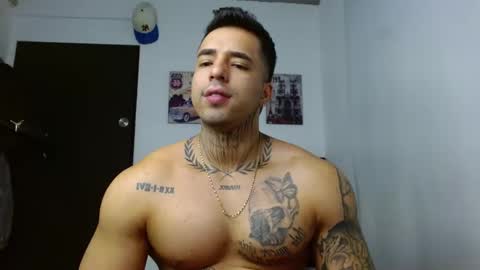 Darius Phoenix  online show from October 2025 08:11:02 PM