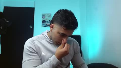 Darius Phoenix  online show from October 2025 10:59:02 PM