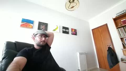 dariux_m online show from March 2026 02:17:01 PM
