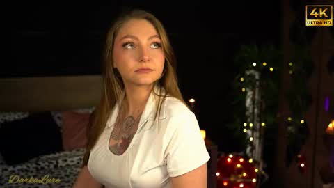 DarkaLure online show from December 2025 06:01:02 PM