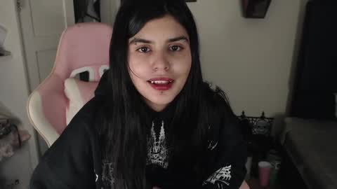 Moony online show from December 2024 10:49:02 PM