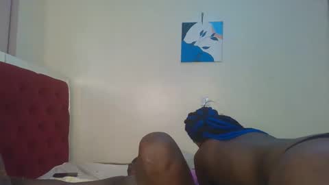 Snapshot of dark_divah chatting on March 2026 06:24:02 AM Divah online show from March 2026 06:24:02 AM