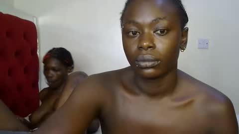 Snapshot of dark_divah chatting on March 2026 07:14:01 PM Divah online show from March 2026 07:14:01 PM