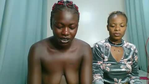 Snapshot of dark_divah chatting on April 2026 09:56:01 PM Divah online show from April 2026 09:56:01 PM