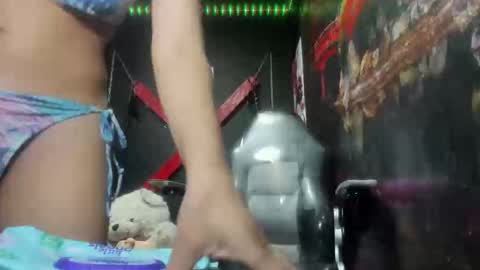 dark_doll5 online show from September 2025 11:52:01 PM