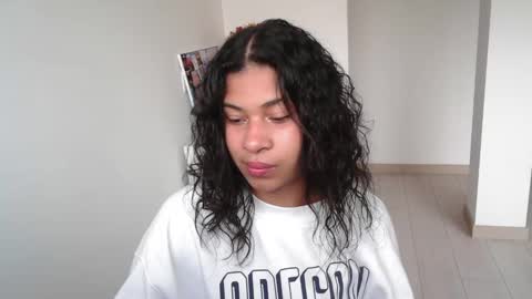 Sofia online show from January 2025 10:28:02 PM