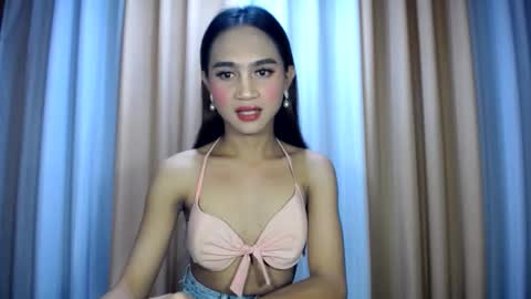 Snapshot of dark_hurohuro19 chatting on May 2026 02:42:02 AM LIANNA online show from May 2026 02:42:02 AM