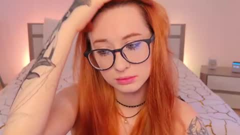 Snapshot of dark_lola_ chatting on June 2026 01:50:01 AM Lola online show from June 2026 01:50:01 AM