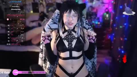 Lucious Foijieh online show from January 2025 04:08:02 PM