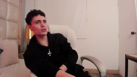 dark_sun333 online show from January 2026 11:51:02 PM