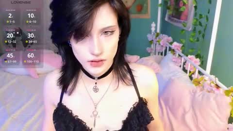 Vamp  online show from September 2025 02:43:02 PM