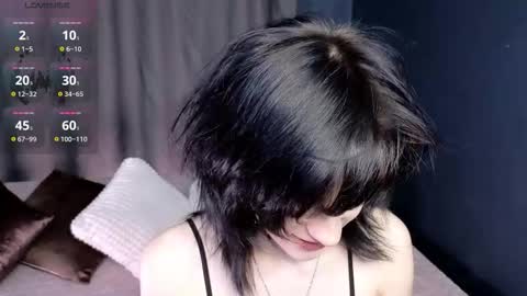 Vamp  online show from October 2025 01:07:01 PM