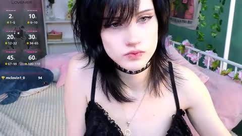 Vamp  online show from October 2025 04:37:01 PM