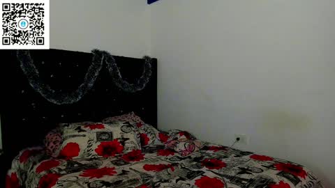 dannaxlove online show from December 2024 02:33:02 PM