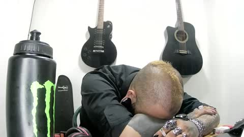 Snapshot of darkclothes chatting on December 2024 02:45:02 AM darkclothes online show from December 2024 02:45:02 AM