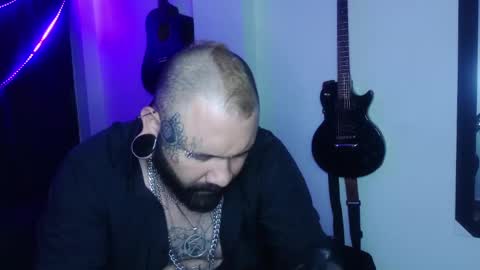 Snapshot of darkclothes chatting on December 2024 12:44:02 AM darkclothes online show from December 2024 12:44:02 AM