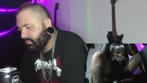 Snapshot of darkclothes chatting on December 2024 07:28:02 AM darkclothes online show from December 2024 07:28:02 AM