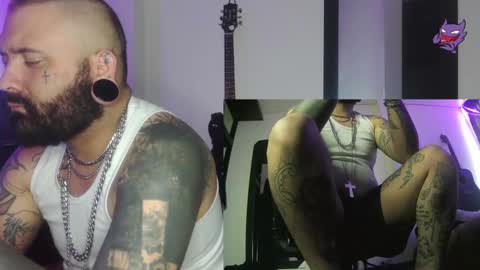 Snapshot of darkclothes chatting on December 2024 03:42:01 PM darkclothes online show from December 2024 03:42:01 PM