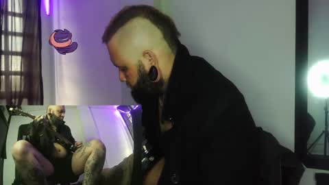 Snapshot of darkclothes chatting on January 2025 08:58:02 PM darkclothes online show from January 2025 08:58:02 PM