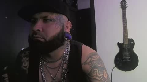 Snapshot of darkclothes chatting on January 2025 05:37:01 PM darkclothes online show from January 2025 05:37:01 PM