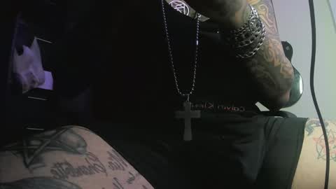 Snapshot of darkclothes chatting on January 2025 08:37:02 PM darkclothes online show from January 2025 08:37:02 PM