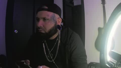 Snapshot of darkclothes chatting on January 2025 10:32:01 AM darkclothes online show from January 2025 10:32:01 AM