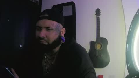 Snapshot of darkclothes chatting on January 2025 06:35:01 PM darkclothes online show from January 2025 06:35:01 PM