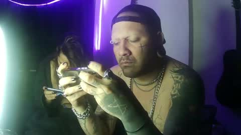 Snapshot of darkclothes chatting on January 2025 07:00:01 AM darkclothes online show from January 2025 07:00:01 AM