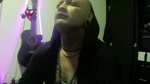 Snapshot of darkclothes chatting on January 2025 11:34:01 AM darkclothes online show from January 2025 11:34:01 AM