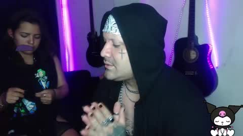 Snapshot of darkclothes chatting on January 2025 12:22:02 AM darkclothes online show from January 2025 12:22:02 AM