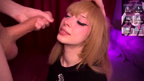 Yuu online show from December 2024 01:54:02 PM