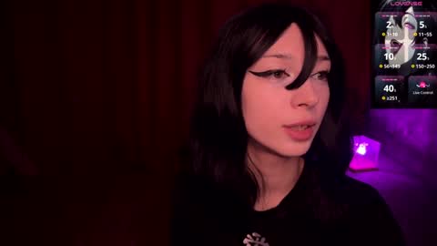 Yuu online show from February 2025 10:28:02 PM