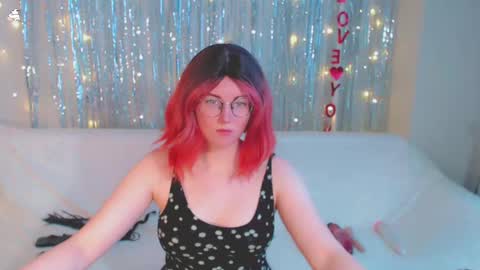 Kelly online show from January 2025 06:12:01 AM