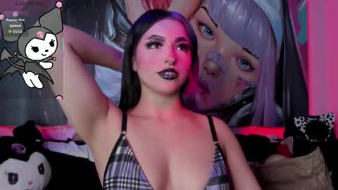 Snapshot of darki_shine_ chatting on November 2025 06:13:01 AM cleitlin vinson online show from November 2025 06:13:01 AM