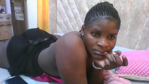 SHANICE online show from November 2025 08:14:01 AM