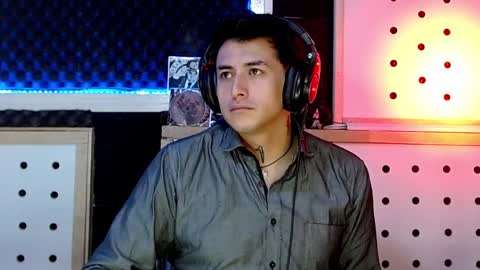 Snapshot of darko0717 chatting on December 2024 09:40:02 PM DARKO0717 online show from December 2024 09:40:02 PM