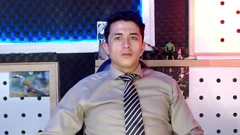 Snapshot of darko0717 chatting on December 2024 09:43:01 PM DARKO0717 online show from December 2024 09:43:01 PM