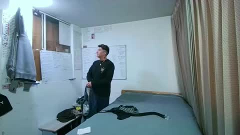 DARKO0717 online show from November 2025 01:06:02 PM