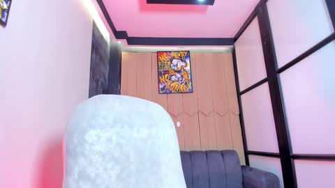 Dark ReeD online show from February 2026 06:13:01 AM