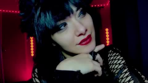 roseredgoddess online show from January 2026 04:26:01 AM