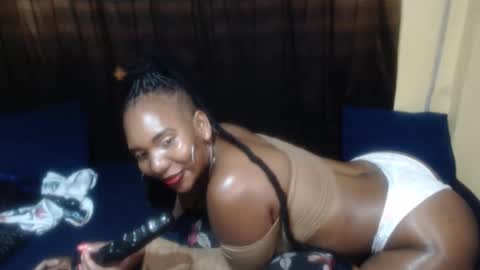 Snapshot of darksultryxx30 chatting on April 2026 02:06:01 AM Darksultryxx30 online show from April 2026 02:06:01 AM