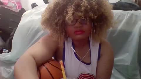 Snapshot of darksundaze chatting on April 2026 01:54:01 AM DarkSundaze online show from April 2026 01:54:01 AM