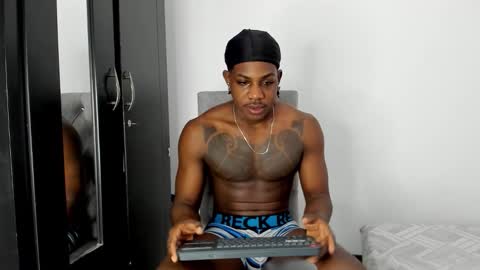 Snapshot of darktemp_ chatting on February 2026 11:46:02 AM Darktemp online show from February 2026 11:46:02 AM