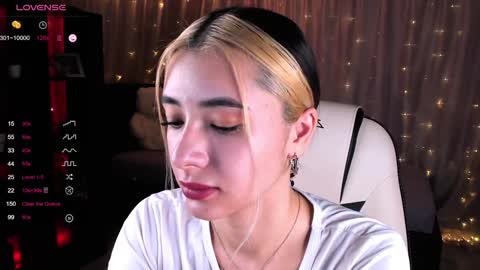 Belle online show from February 2025 05:09:02 AM