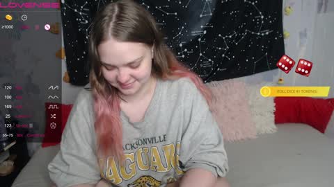 Snapshot of darling_tony18 chatting on January 2025 04:55:02 PM darling_tony18 online show from January 2025 04:55:02 PM