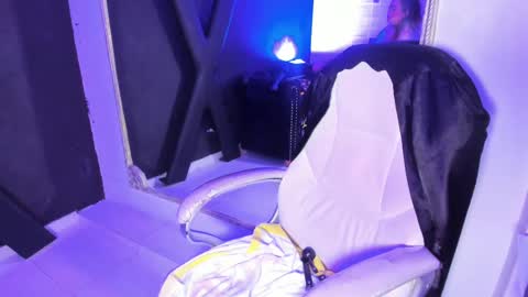 Darling online show from February 2025 03:42:02 PM