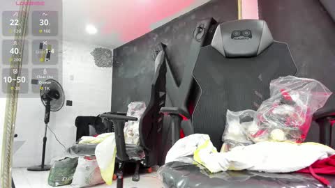 Darling online show from October 2025 12:46:01 PM