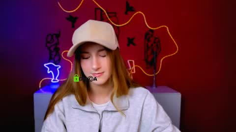 Snapshot of darly_honey chatting on April 2026 11:17:01 AM darly honey online show from April 2026 11:17:01 AM