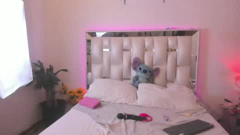 darlyn_tenderhot__ online show from March 2026 09:19:01 PM