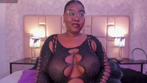 Snapshot of darnellqueen chatting on January 2025 06:52:01 AM Darnell Queen online show from January 2025 06:52:01 AM